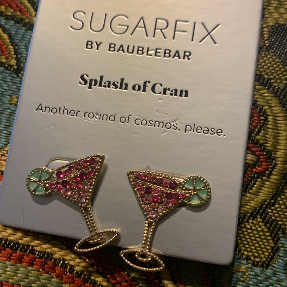 7 pairs of earrings from Baublebar new with tags - Picture 3 of 6
